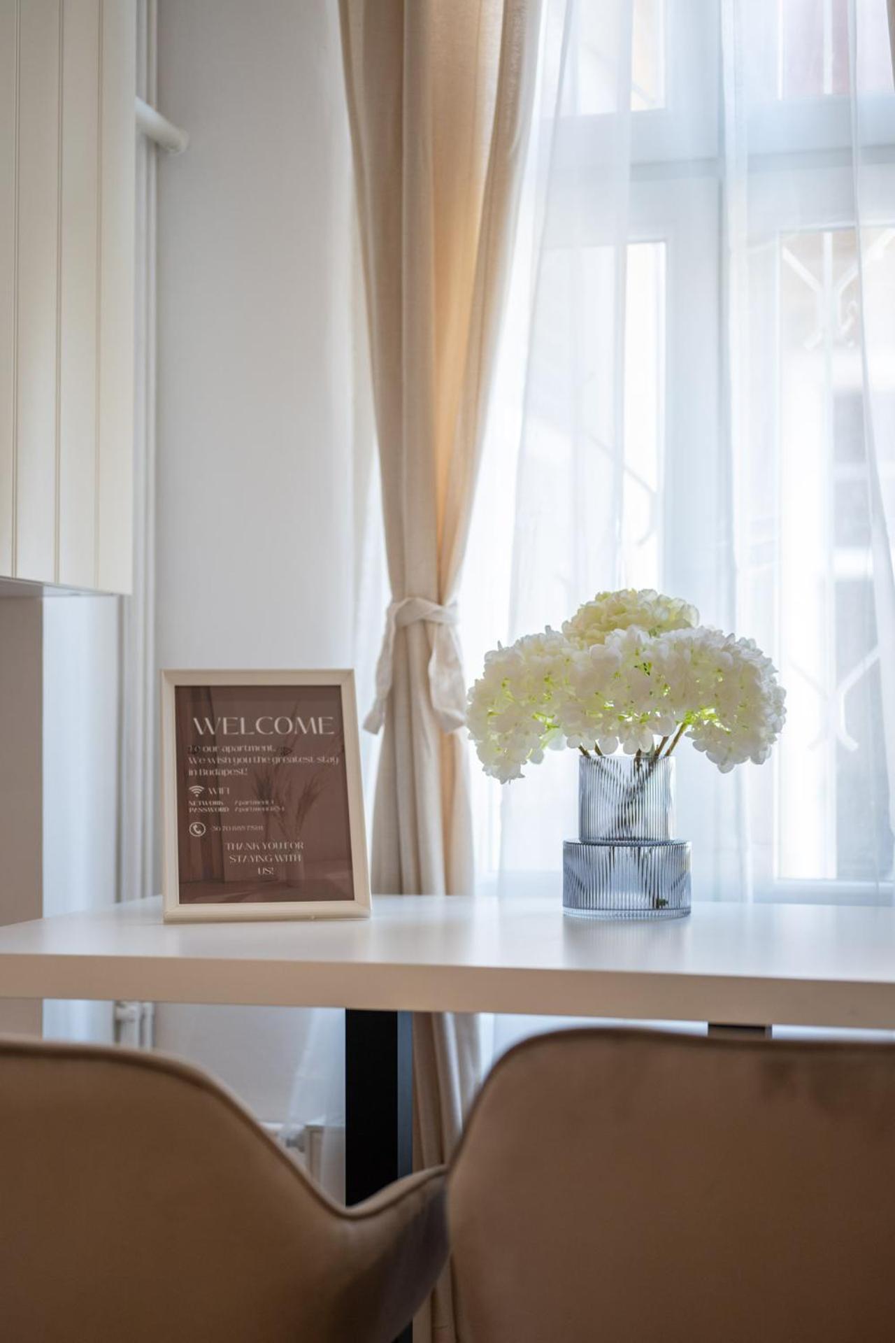 Deluxe And Cozy City Center Suite For 8Ppl Budapeşte Dış mekan fotoğraf